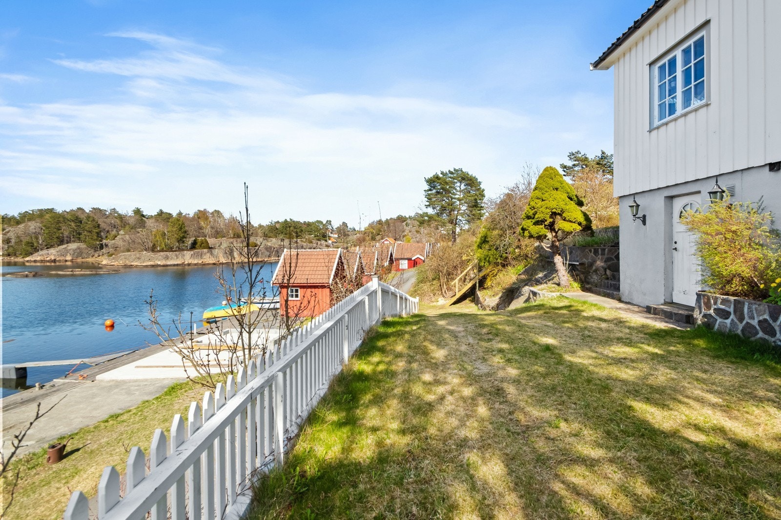 Fremsiden av huset Galleribilde