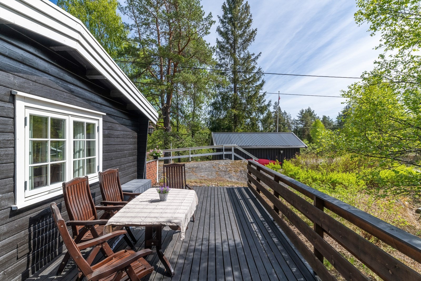 Her er det god plass til utemøbler. Galleribilde