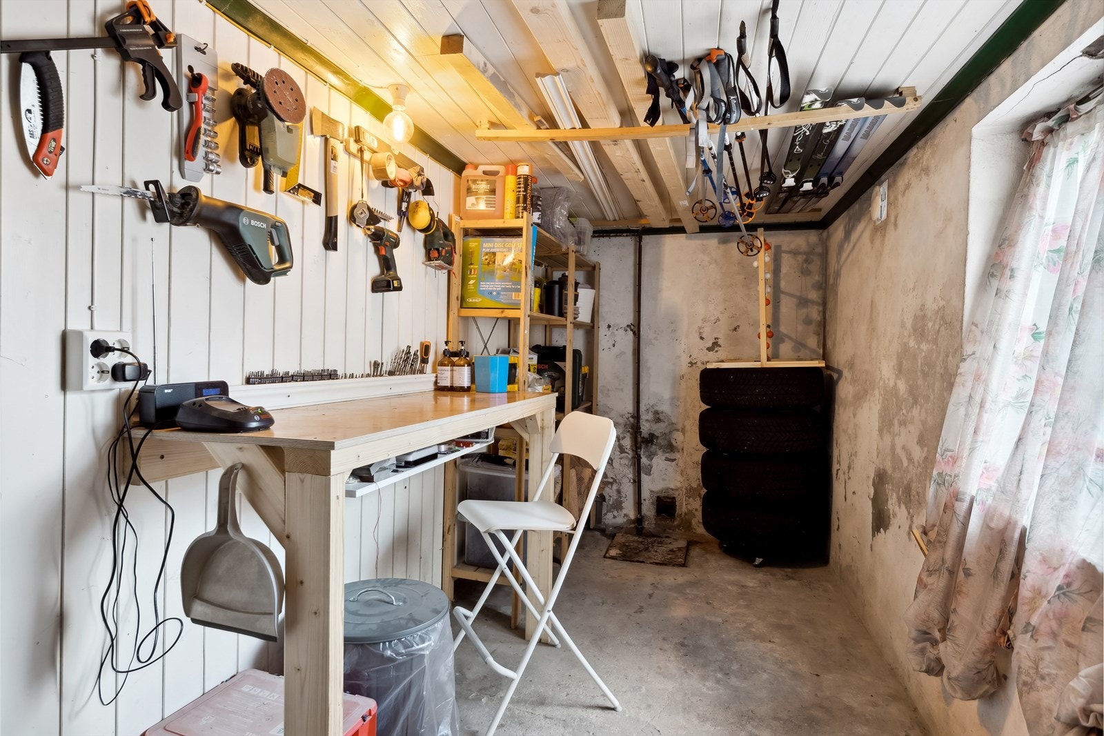 2 stk boder i kjeller(+ felles oppbevaring) Galleribilde