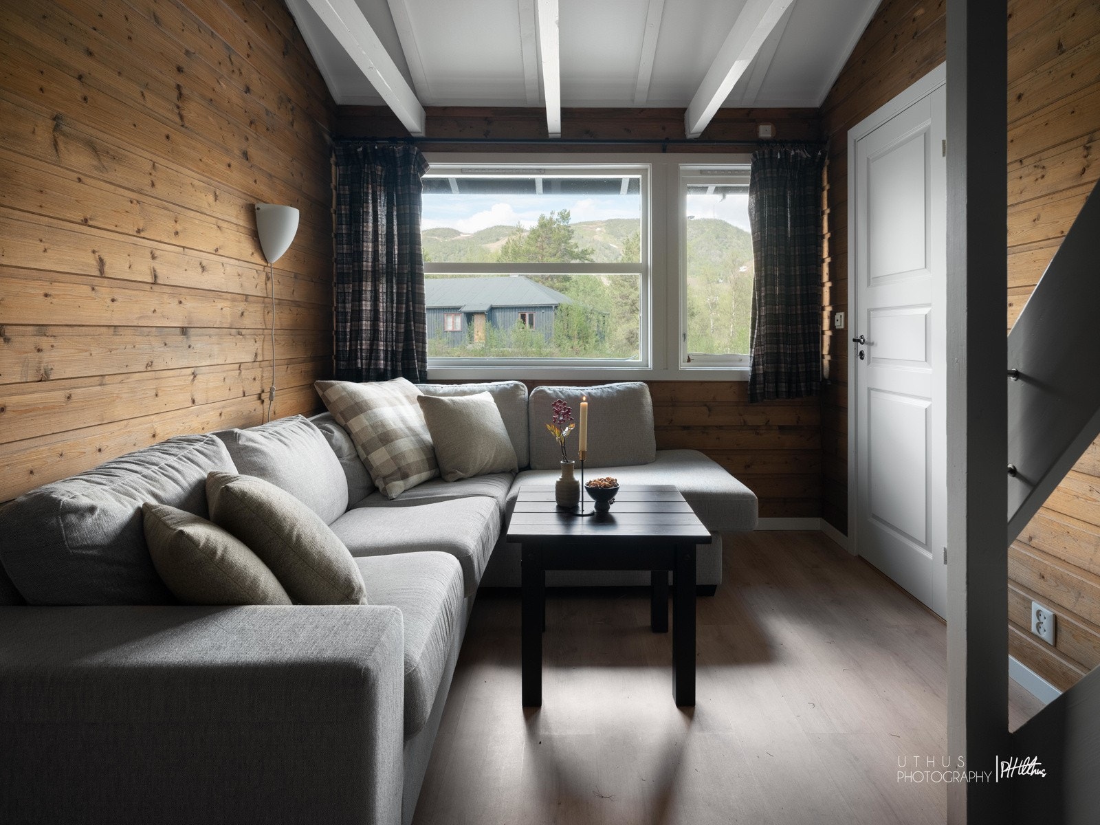 Åpen stue/kjøkken/spisestue i 1.etg. Galleribilde