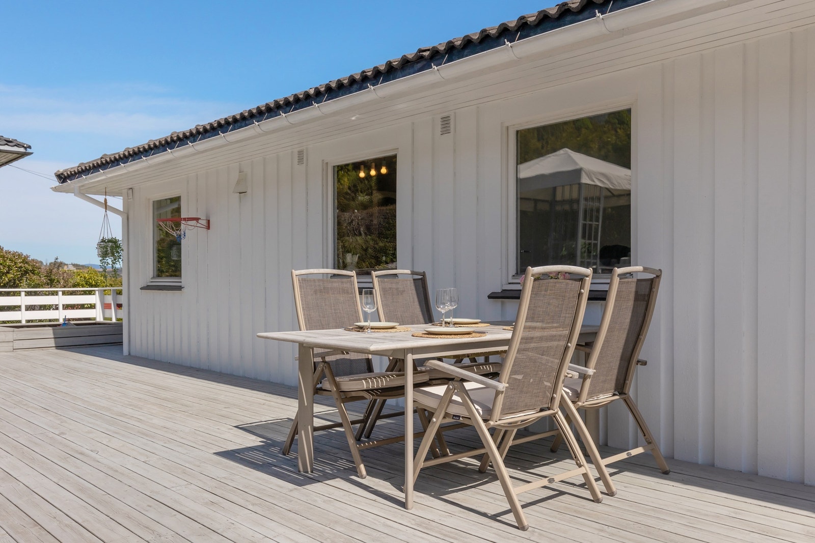 Deilig spiseplass. Galleribilde