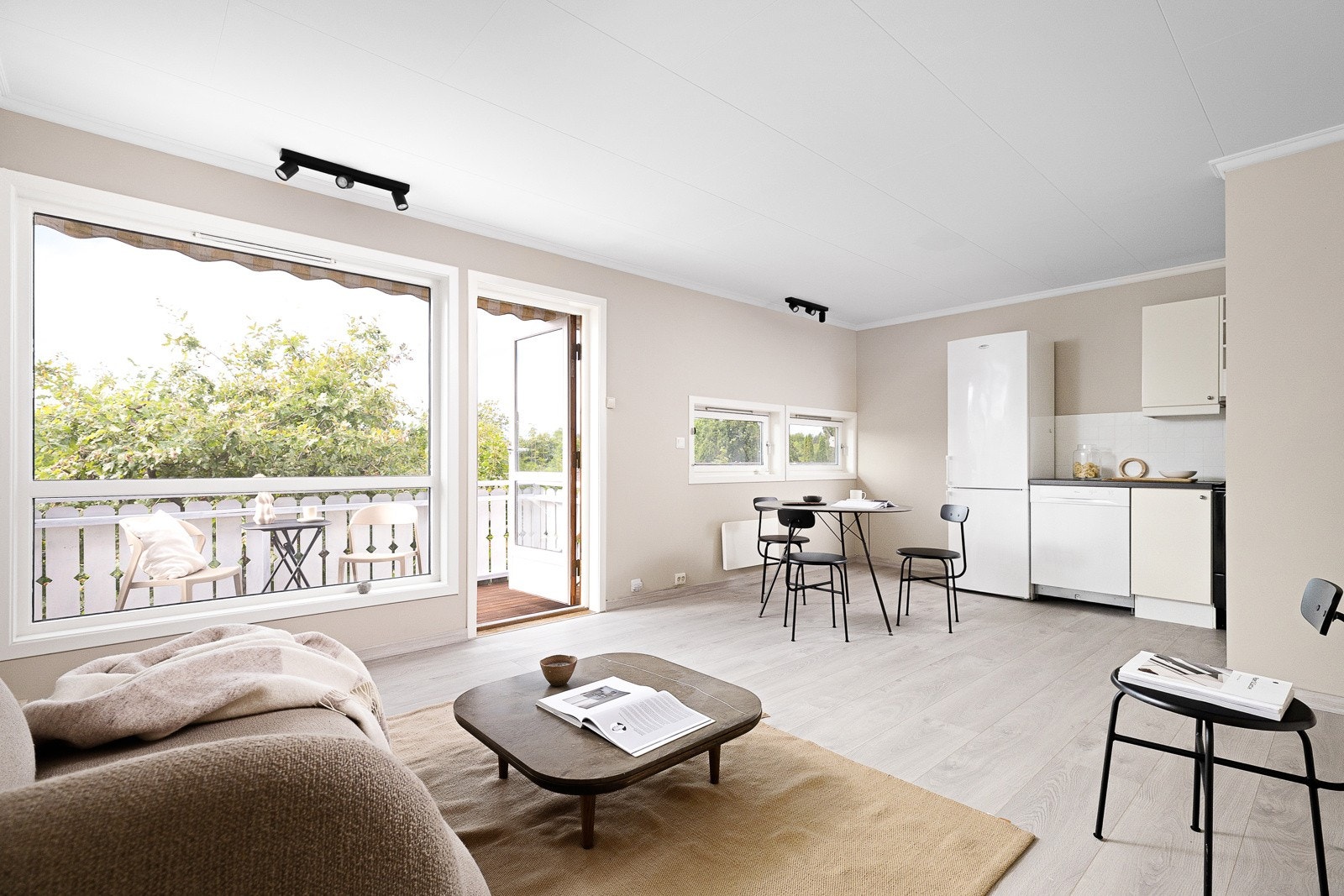 Ullern Gårds vei 11H presenteres av EIE eiendomsmegling ved Sol Andreassen. Galleribilde