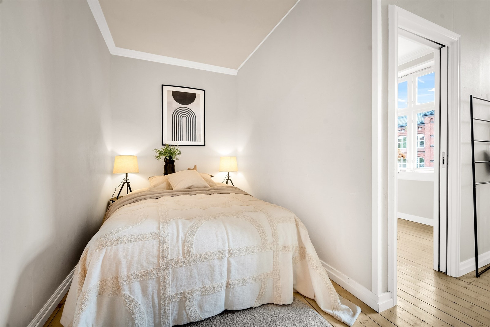 God plass til dobbeltseng. Galleribilde