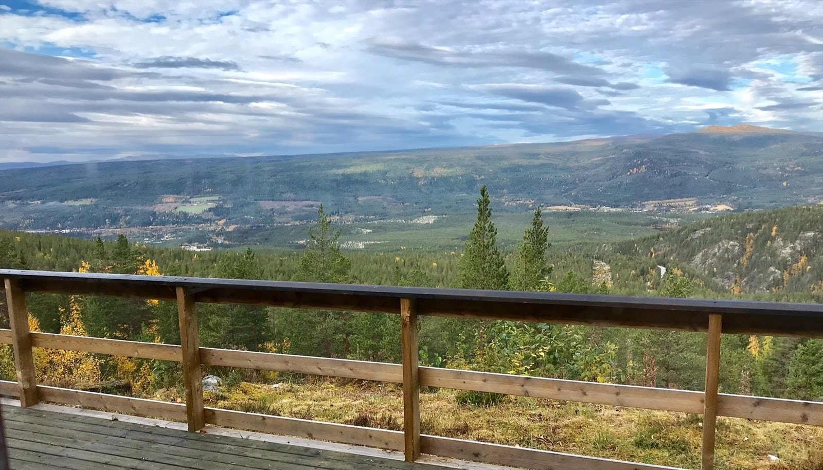 Utsikt fra terrassen. Galleribilde