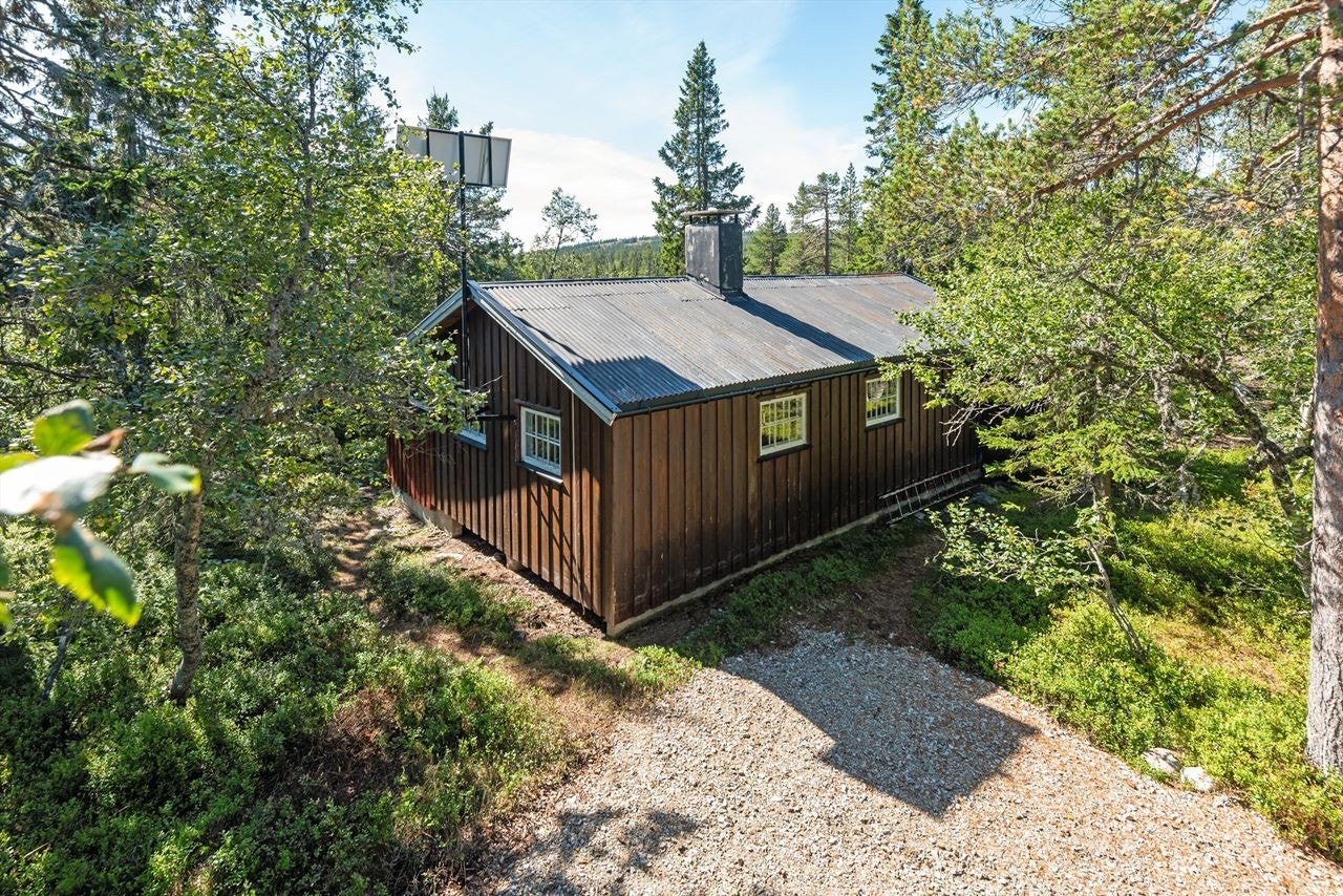 Det er etablert helårsvei helt frem til hytta Galleribilde