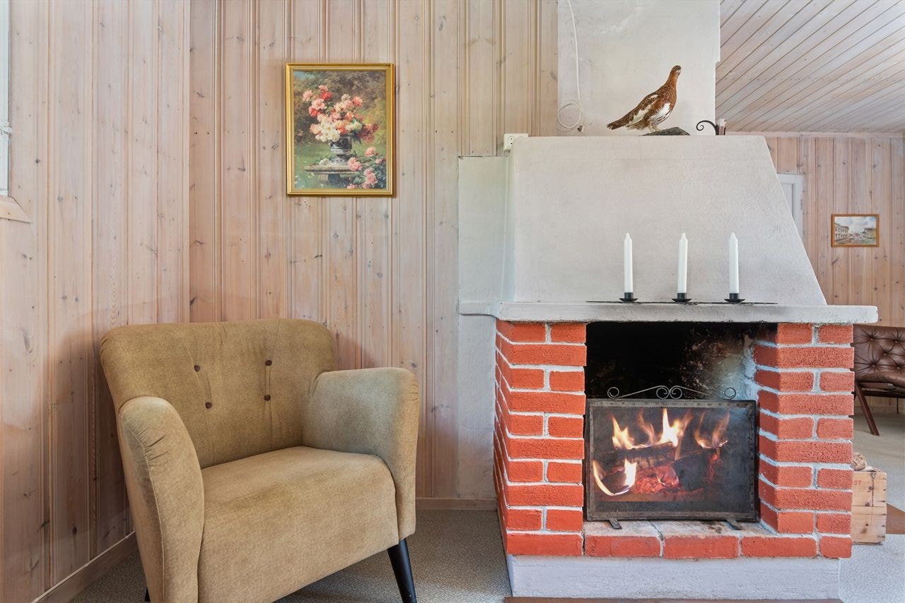 Åpen peis som gir ekstra varme og hygge Galleribilde