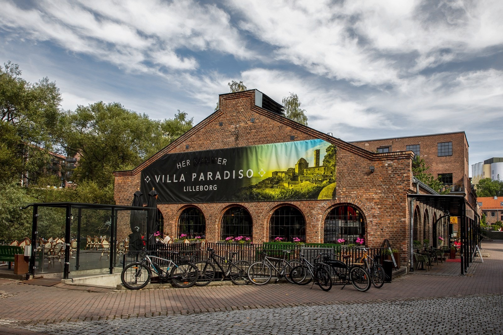 Villa Paradiso er for mange oslofolk en godt skult hemmelighet der den ligger på det gamle fabrikkområdet til Lilleborg Fabrikker. Galleribilde