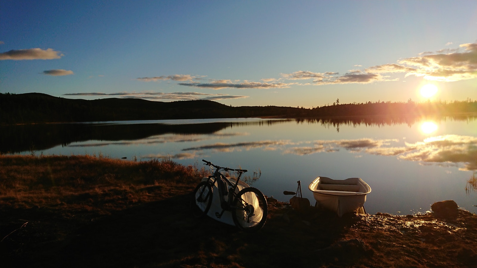 Båtstjern ca. 2 km fra Timmermannsstølen Galleribilde