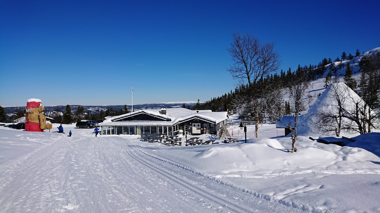 Nystølkroken kafé ligger en fin tur unna på ski eller beina, eller eventuelt en kort kjøretur Galleribilde