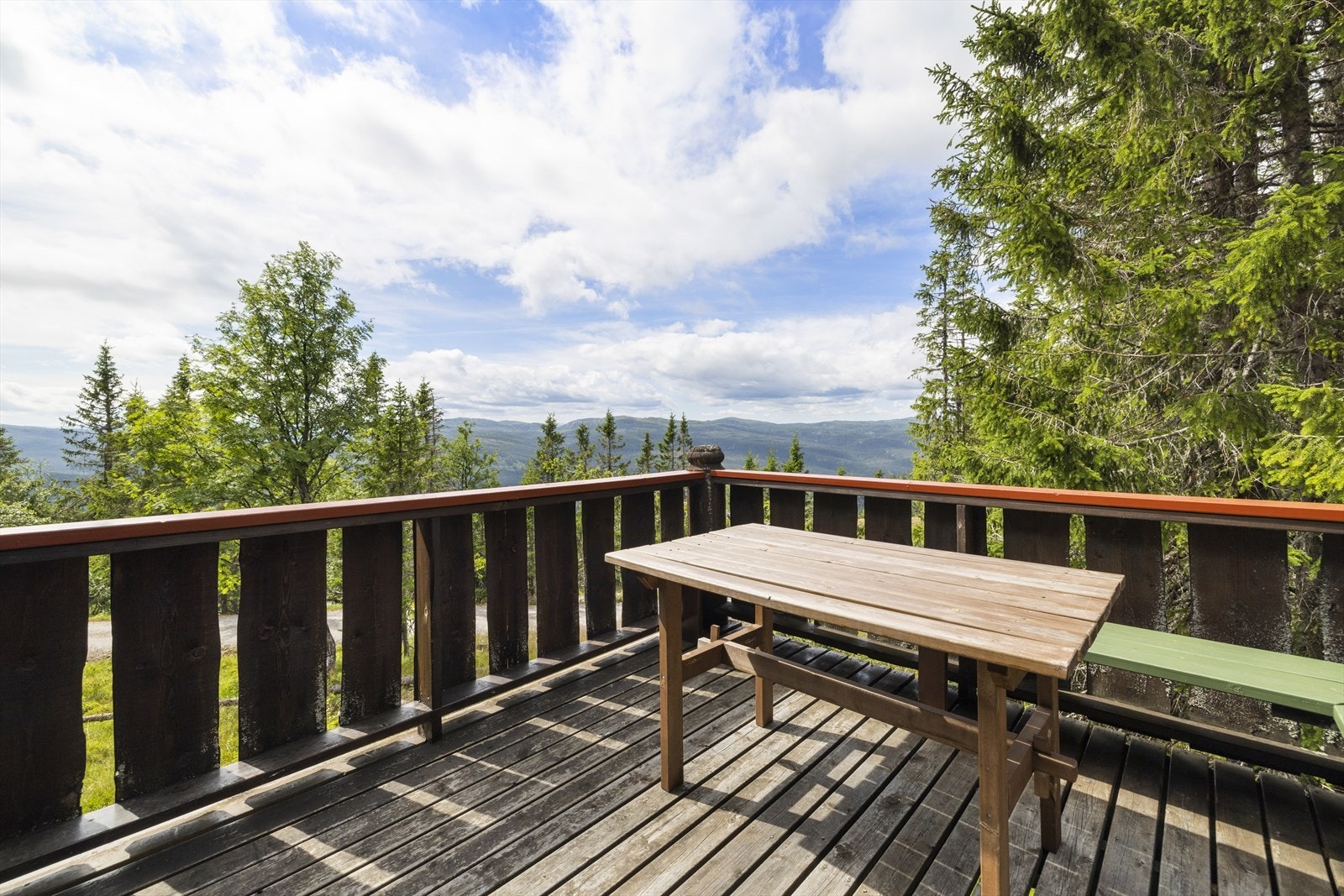 Nyt utsikt og fred og ro! Galleribilde