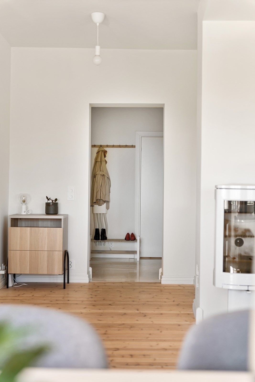 Fra stuen mot entréen Galleribilde