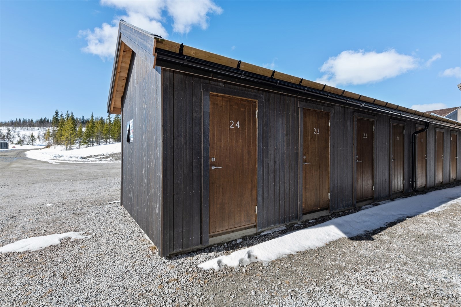 Leiligheten disponerer egen utvendig bod på ca. 5-6 kvm. Perfekt for sportsutstyr! Galleribilde