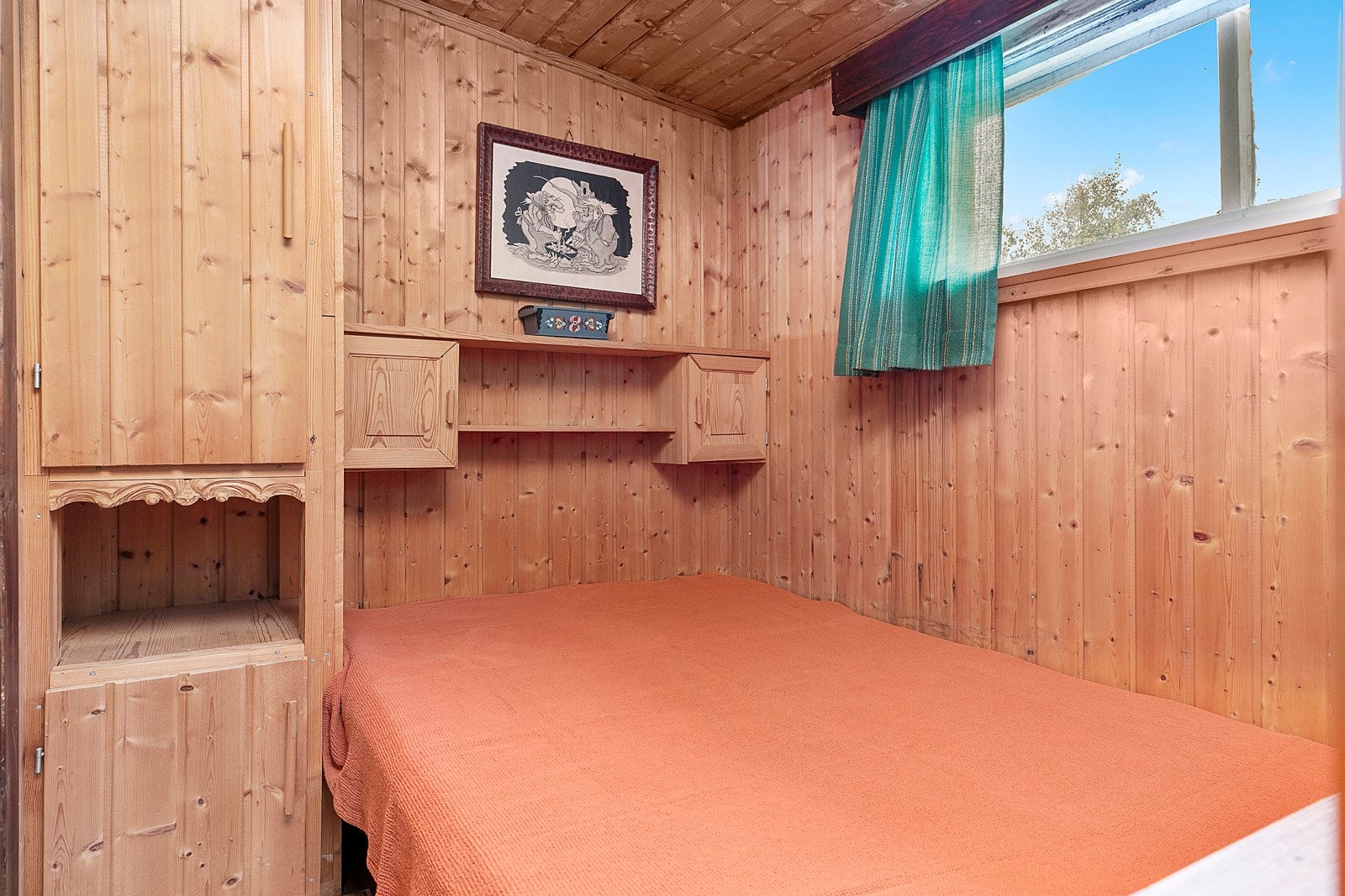 Soveromsdelen ligger i bakkant av spisestua Galleribilde