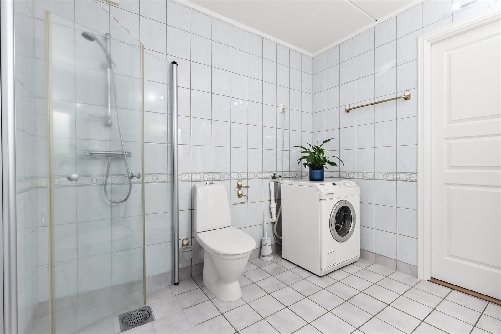 Opplegg for vaskemaskin Galleribilde