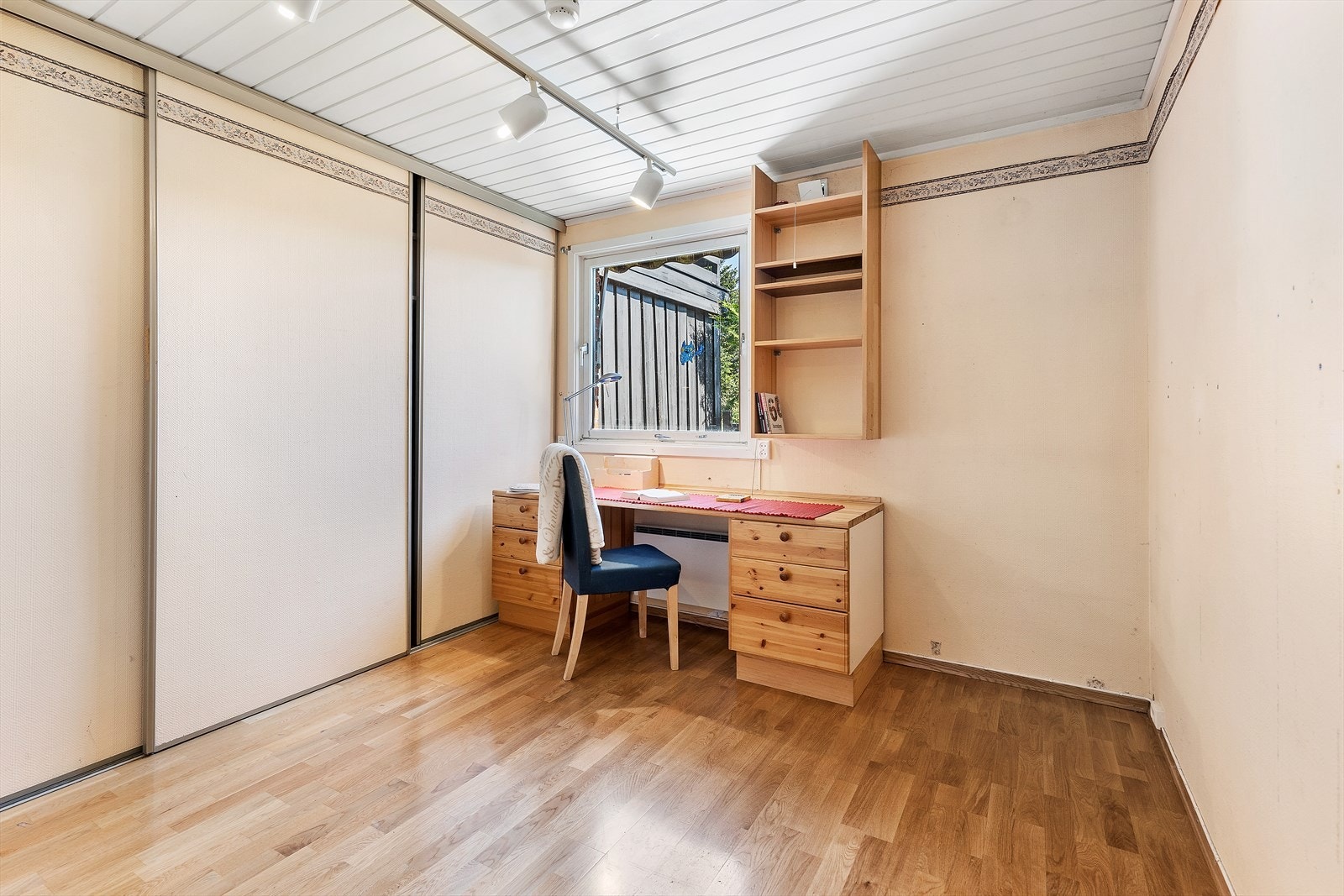 Romslig barnerom/gjesterom Galleribilde