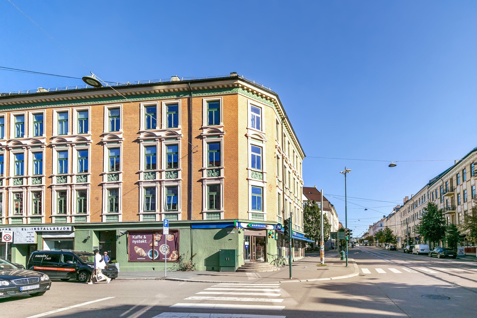 Torshovgata 6 borettslag er et godt veldrevet borettslag med god økonomi som består av 18 andeler og 4 næringslokaler. Galleribilde