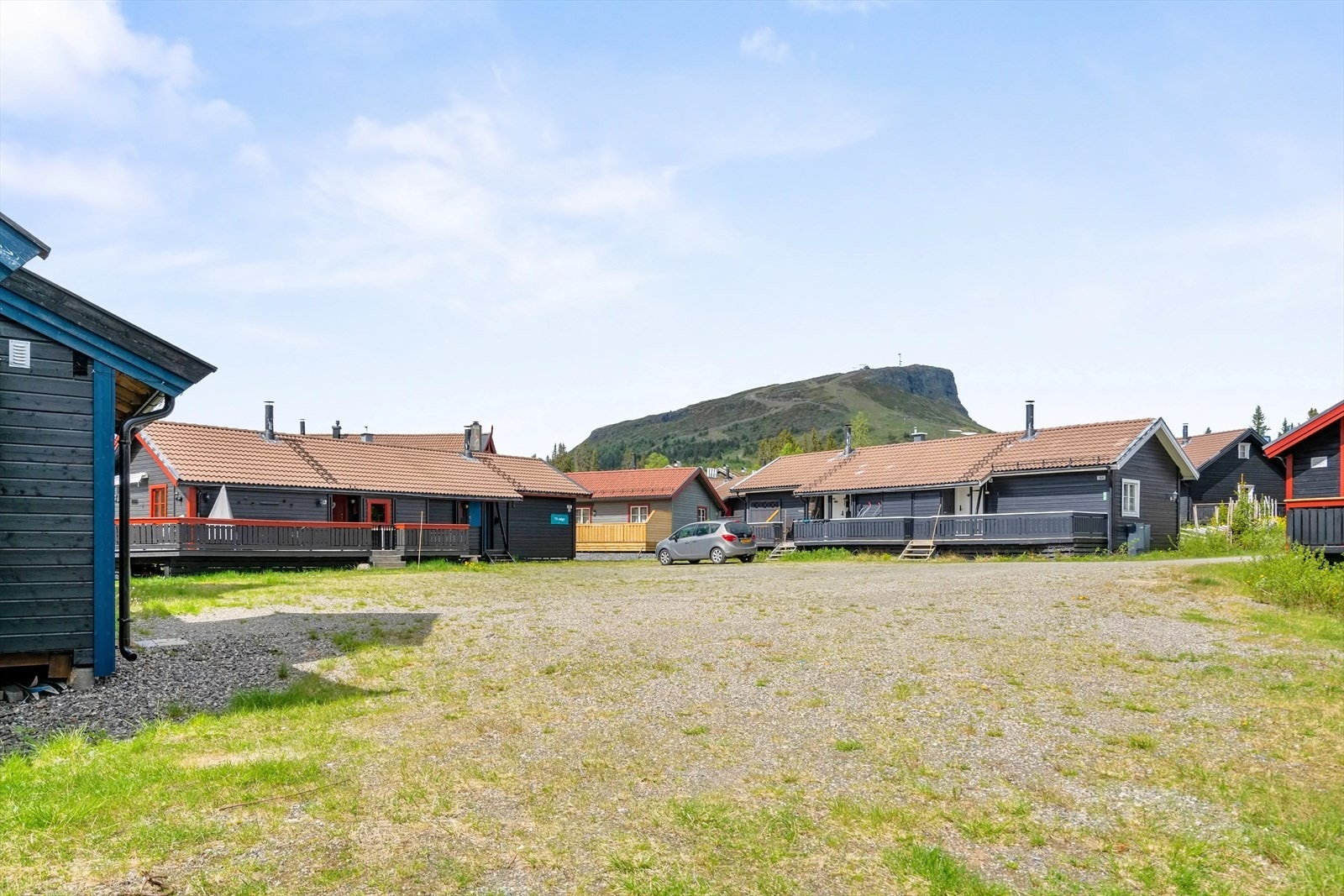 Her har du gangavstand til de aller fleste fasilitetene som Skeikampen har å by på - Skeikampen alpinanlegg ligger like bak. Galleribilde