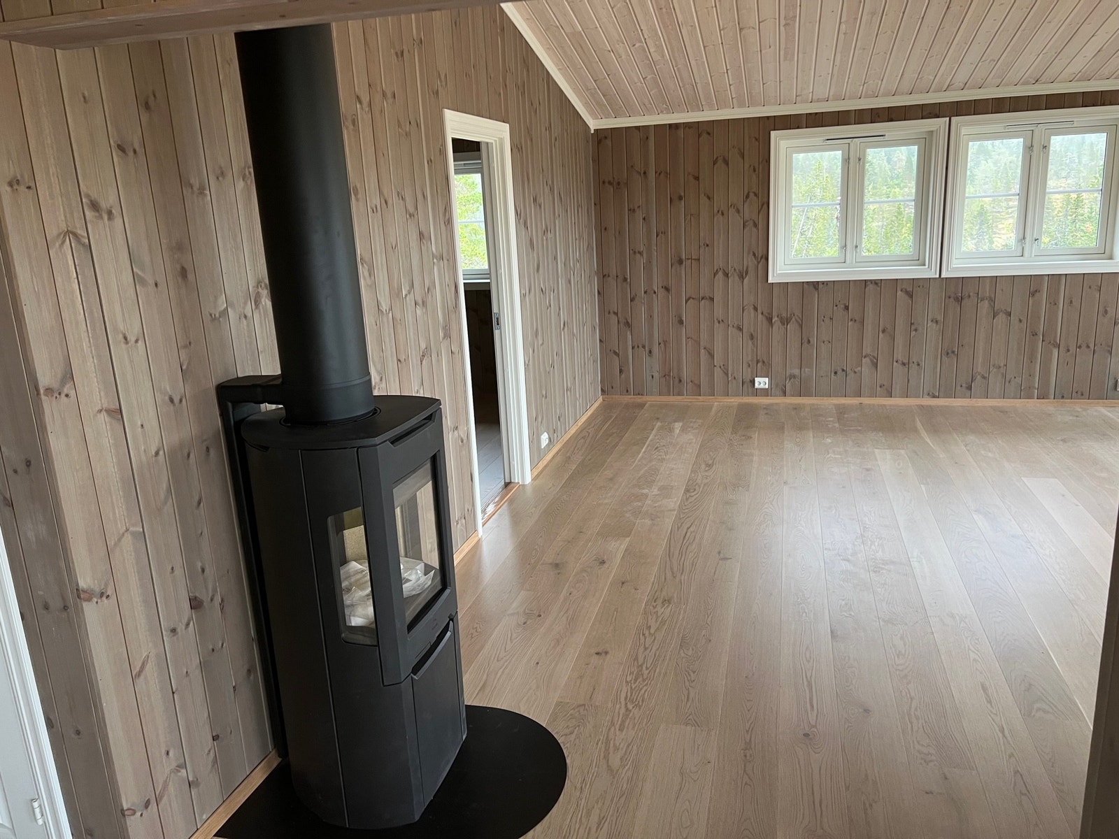 Hyggelig peisovn Galleribilde