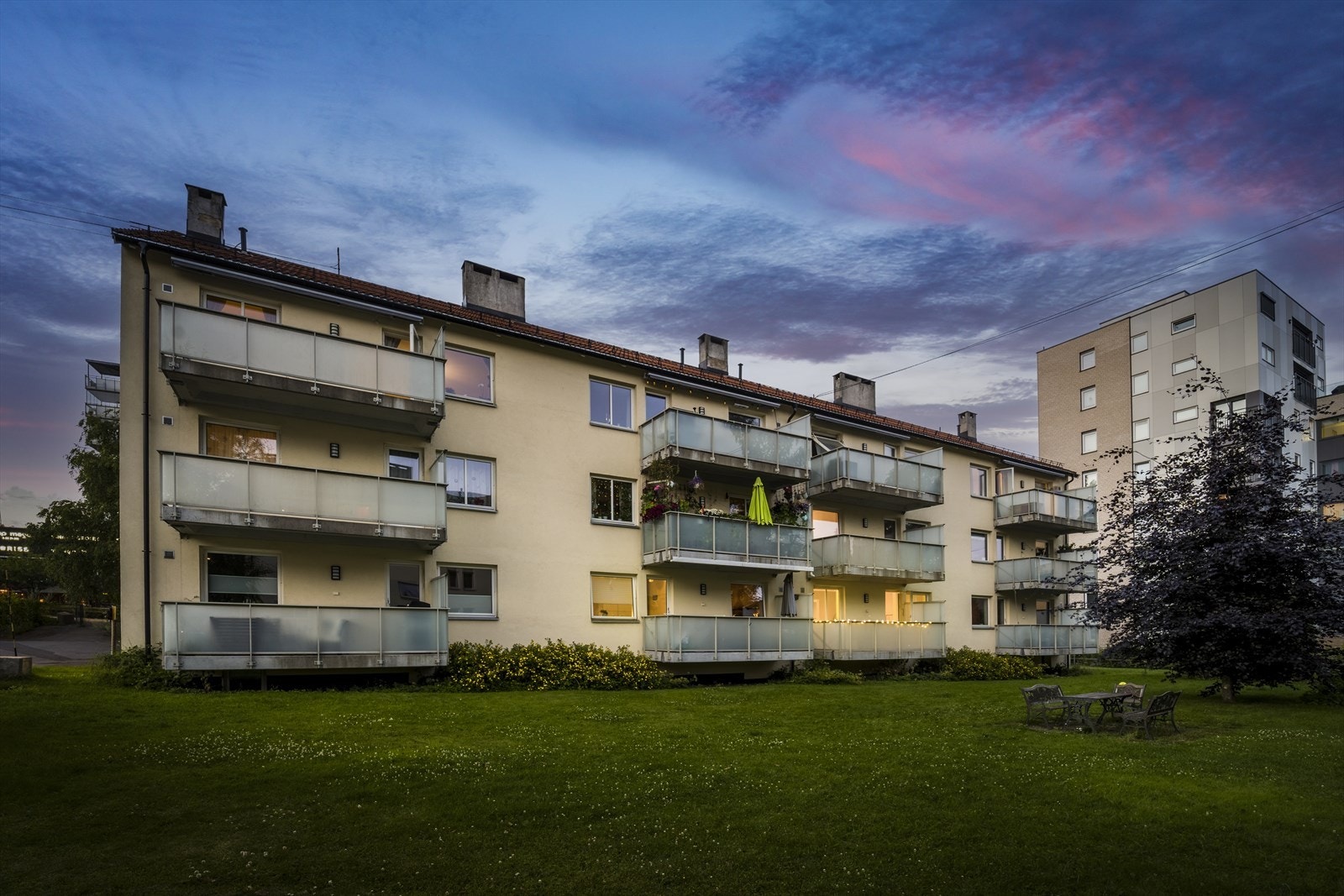 - Velkommen til en superkoselig, delikat og nyoppusset 4-roms rett ved Hasle Torg i Oslo - Galleribilde