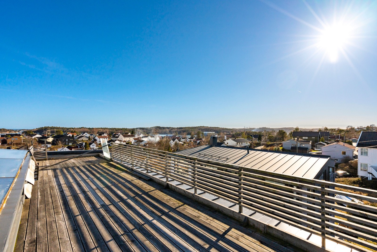 Takterrasse med flott sjøutsikt Galleribilde
