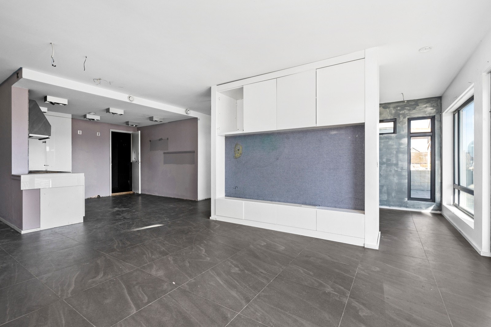 Stue/kjøkken i u.etg. Galleribilde