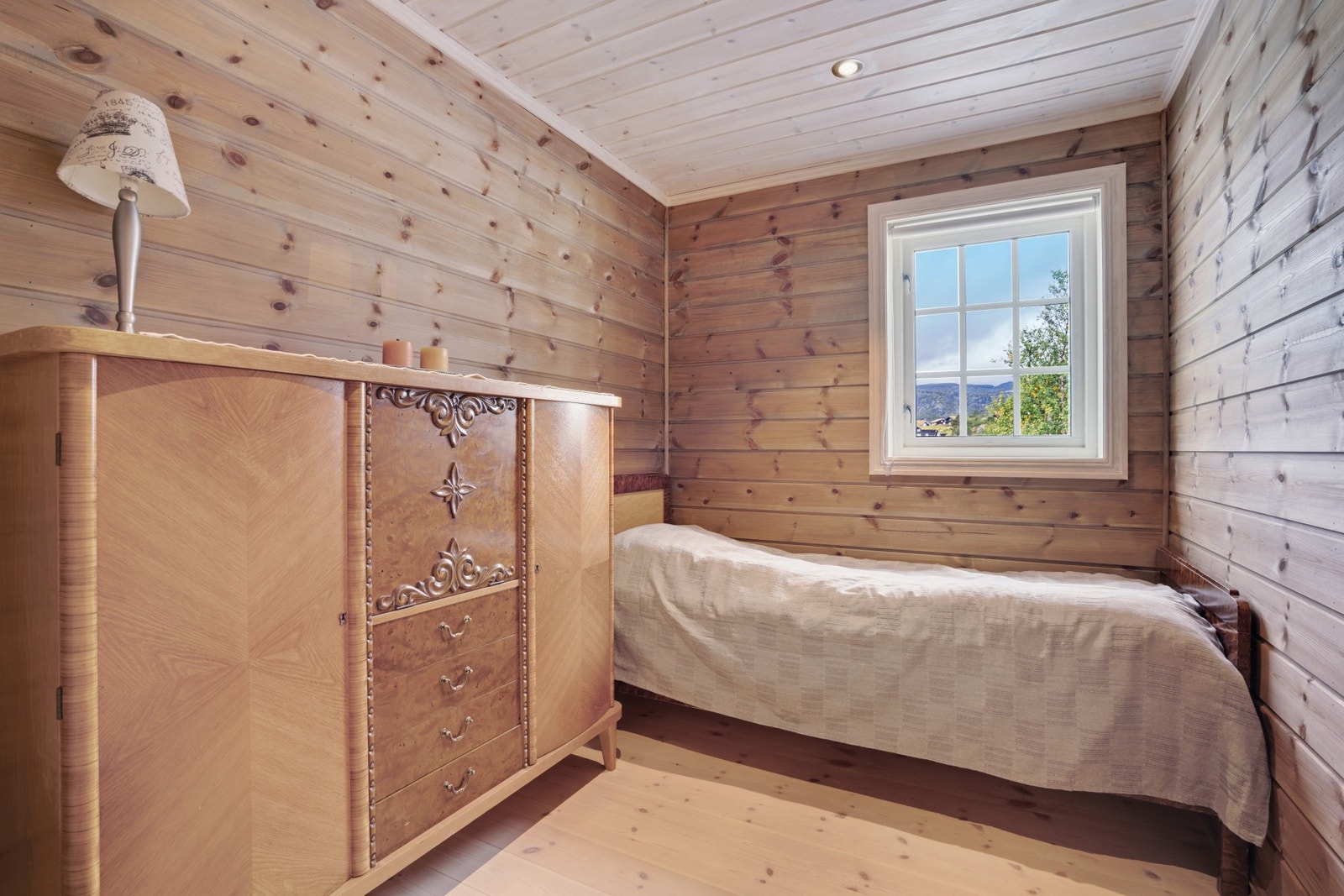 Soverom 2 i hovedetasjen Galleribilde