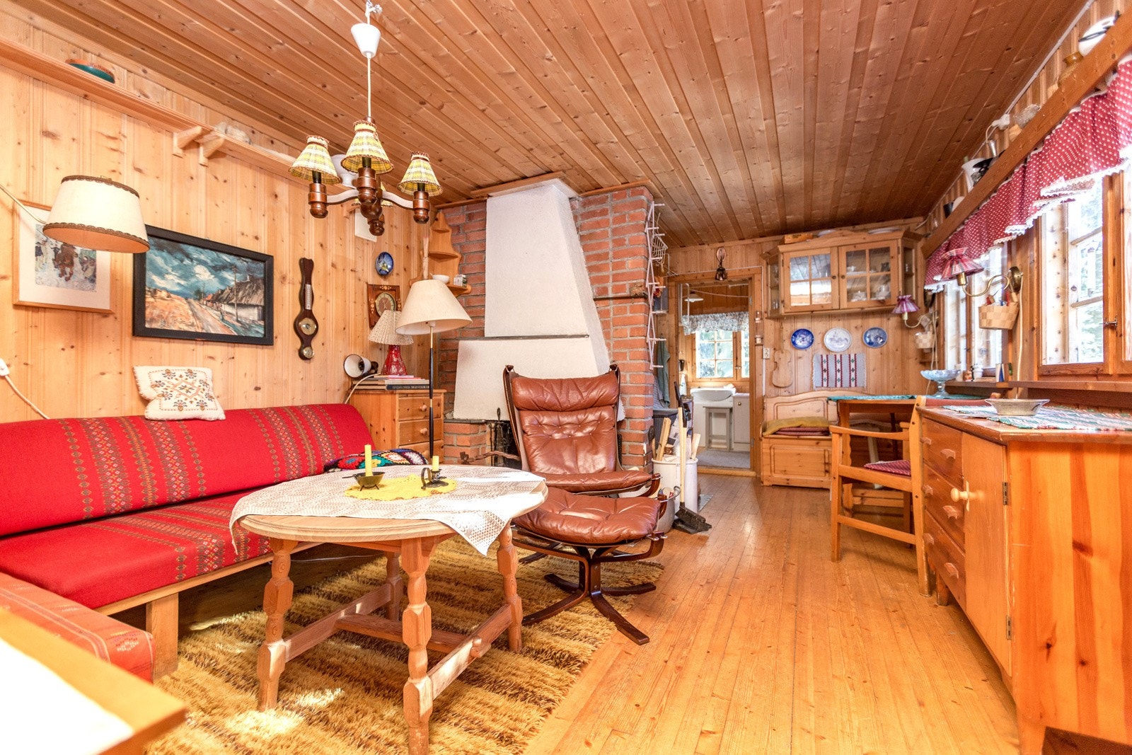 Enkel hyttestandard og innlagt strøm Galleribilde