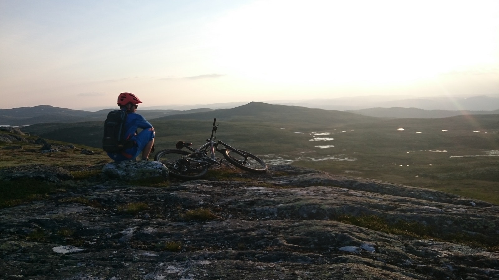 Nesfjellet og Nesbyen trekkes frem av mange som Norges fremste sykkeldestinasjon. De siste årene er det bygget over 20km med sykkelstier Galleribilde