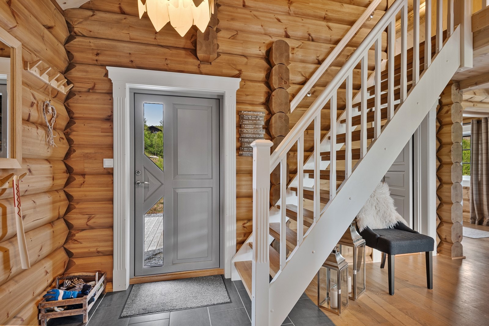 Gang/entré som gir et svært trivelig førsteinntrykk Galleribilde