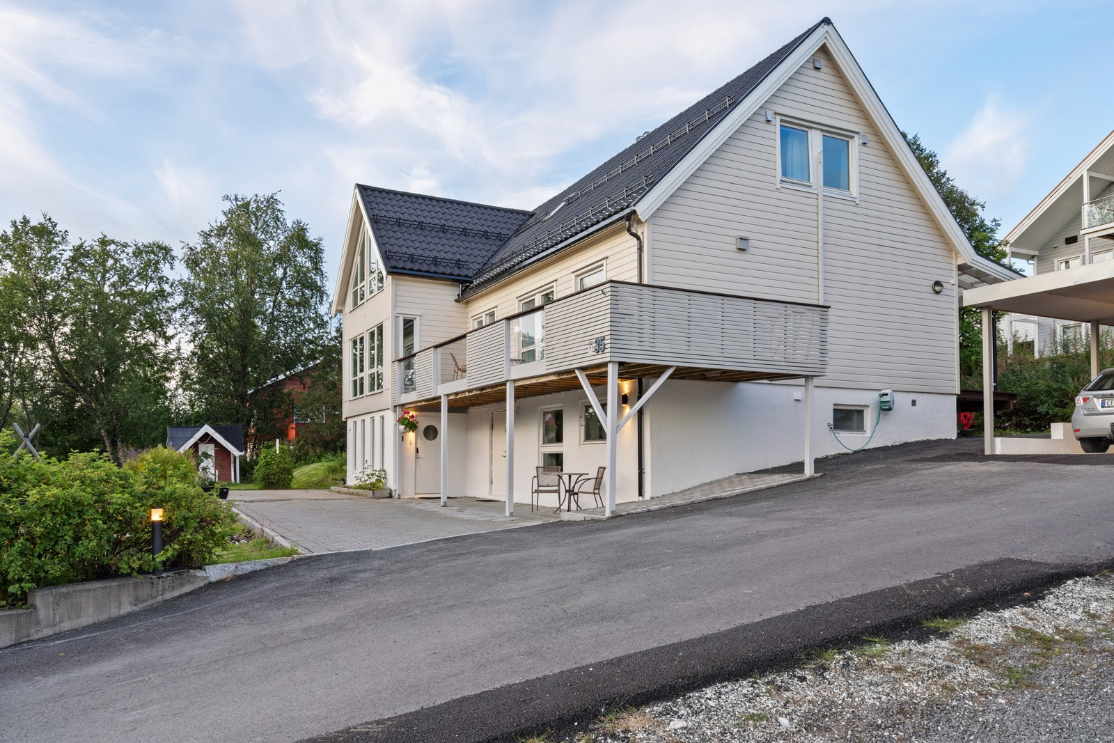 Velkommen til Åslivegen 35 - Presentert av SNE Eiendomsmegling ved Tom Espen Stormo!