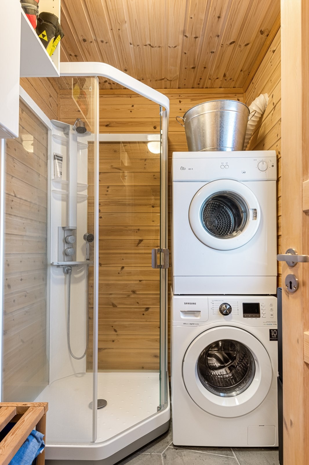 Vaskerom/bad nr. 2 Galleribilde