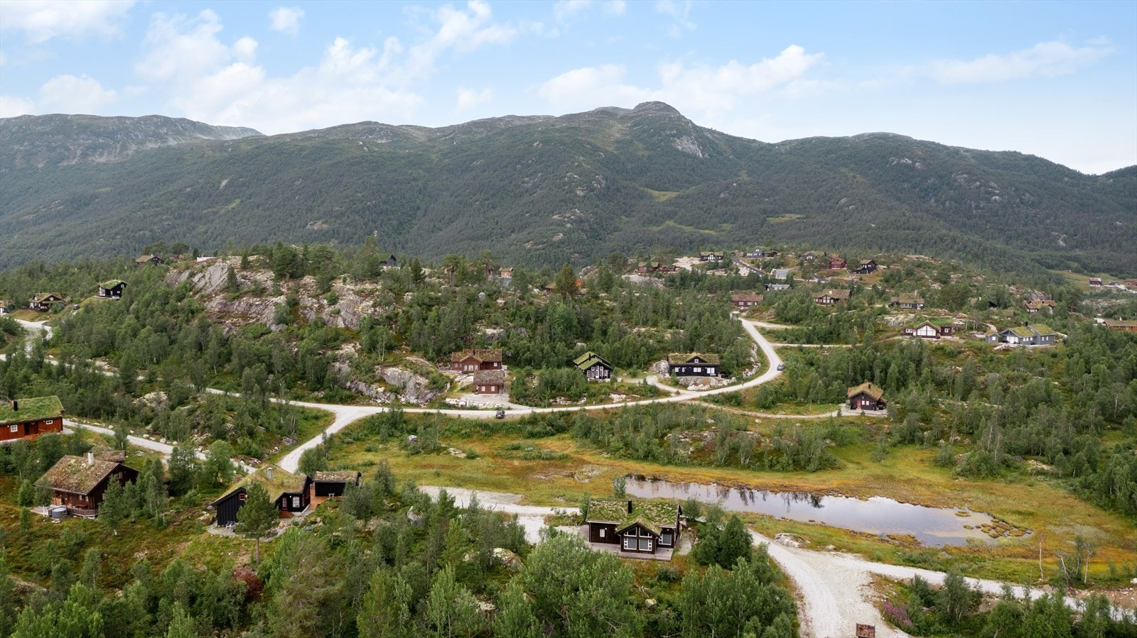 Området har normalt en meget snøsikker beliggenhet og er kjent for å være et eldorado både sommer og vinterstid Galleribilde