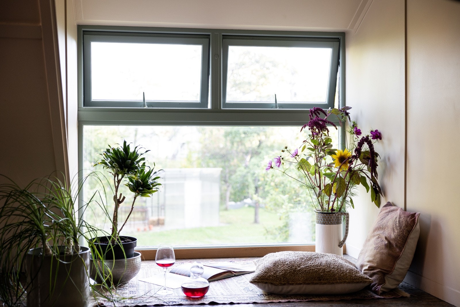 Hyggelig sittekrok i stuen i 2. etasje. Galleribilde