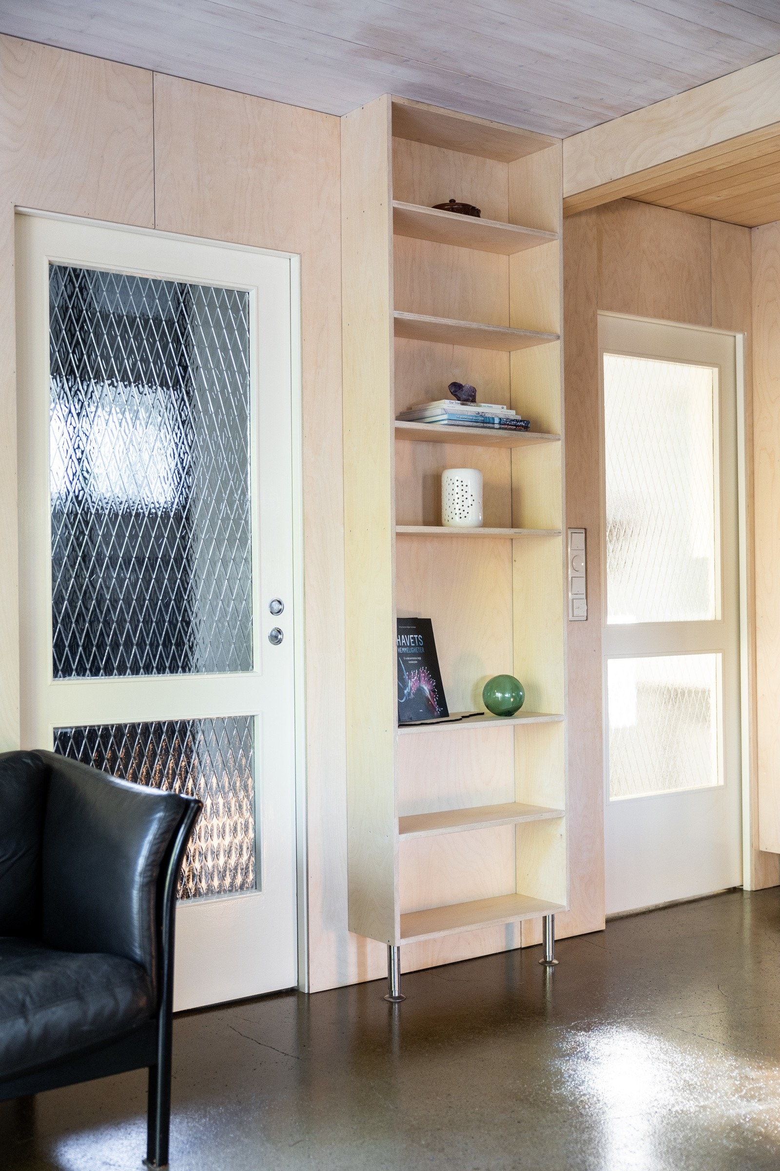 Skyvedører med glassfelt til bad og soverom. Galleribilde