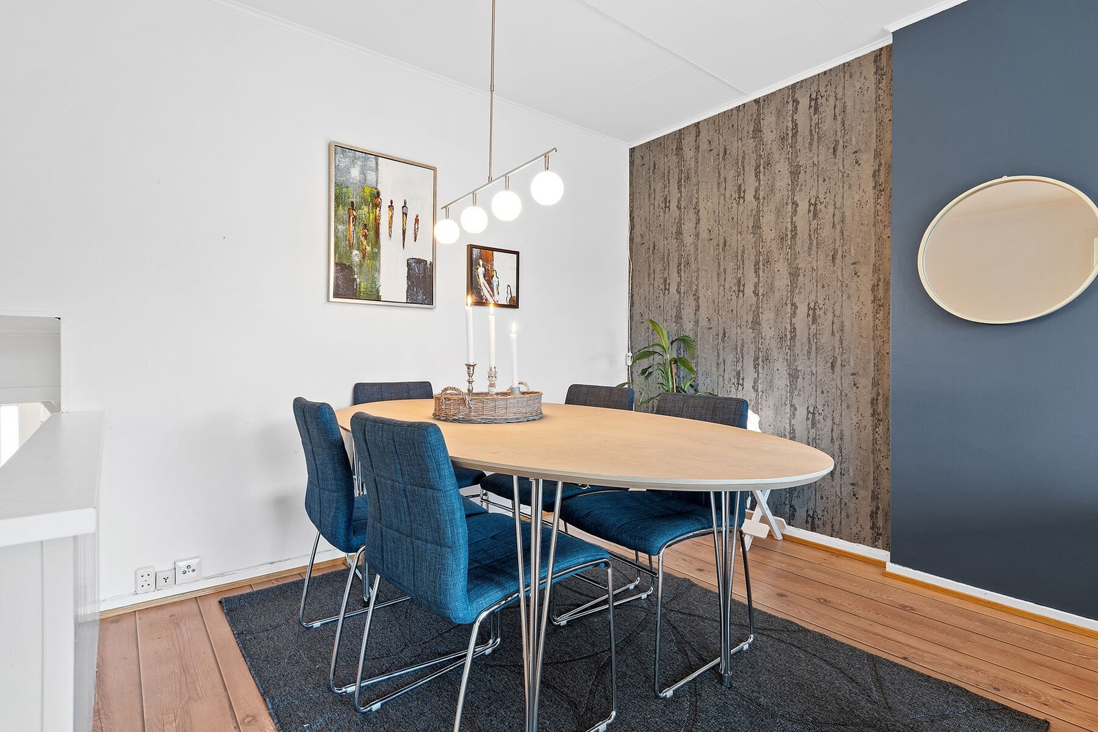God plass til å samle hele familien rundt spisebordet. Galleribilde