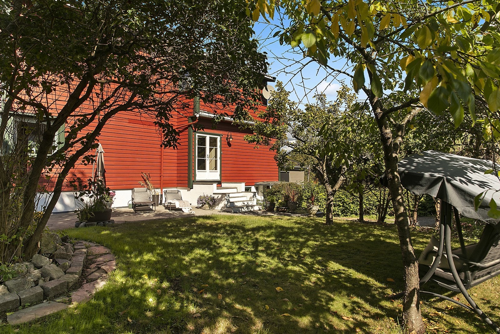 Velkommen til Fagerliveien 3 - stor enebolig med tomt på 1027 kvm i gangavstand fra sentrum. Galleribilde