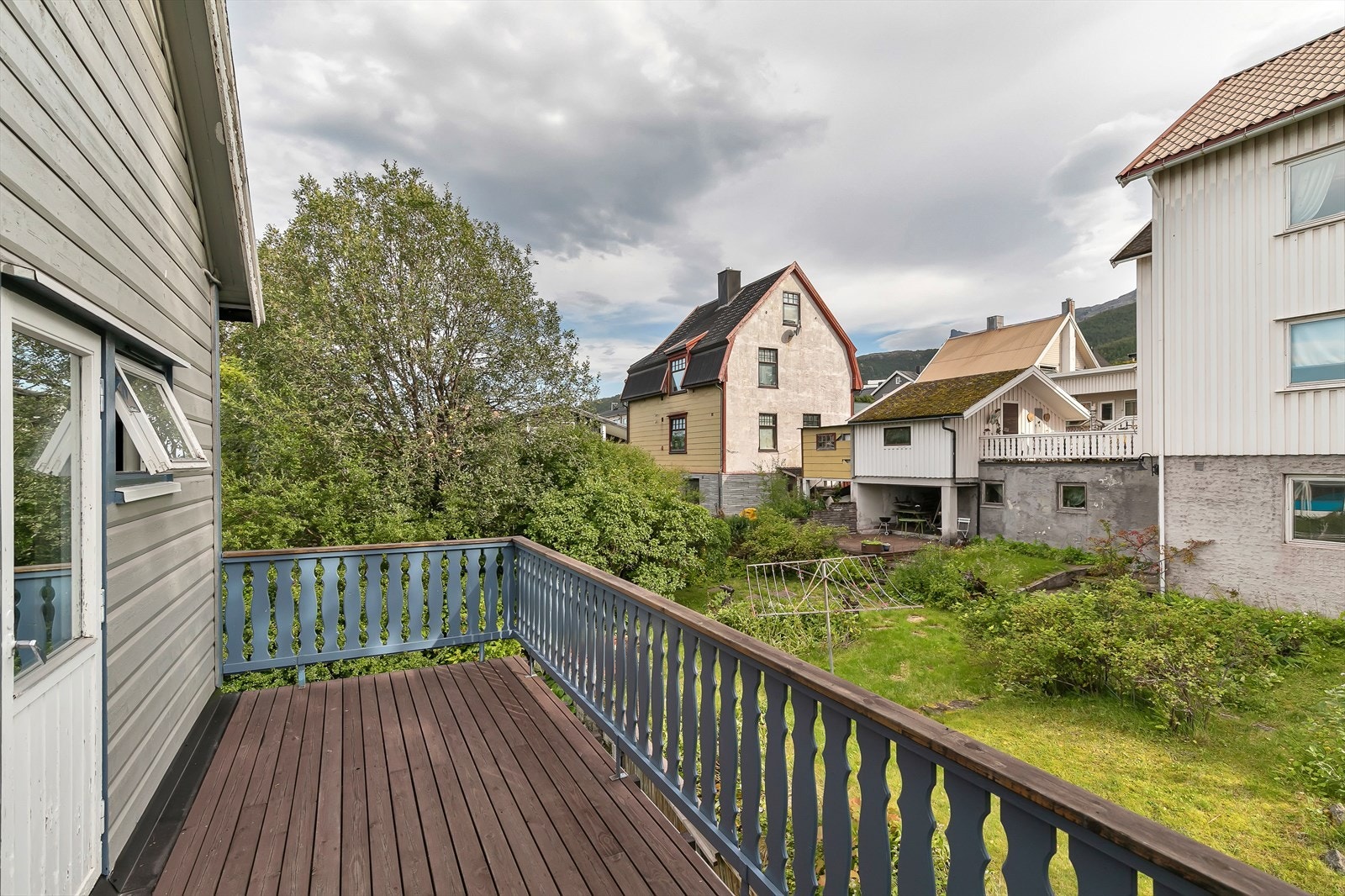 2. etasje - Veranda på bakside Galleribilde
