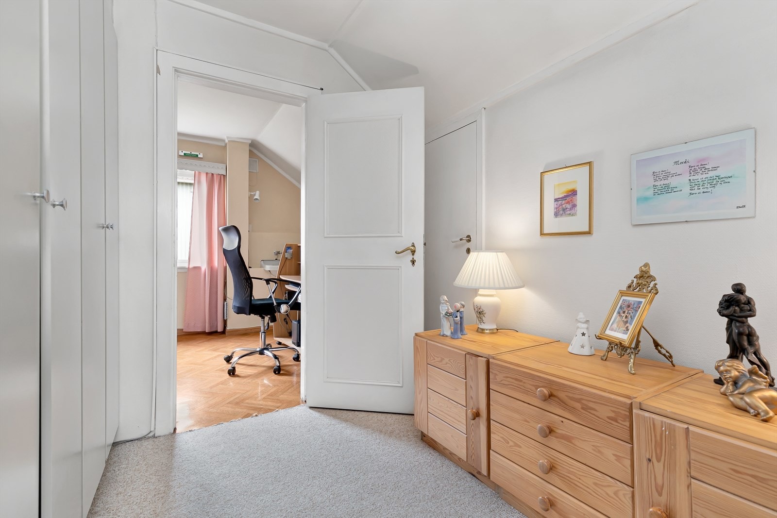 Loftsetasje - Gang Galleribilde
