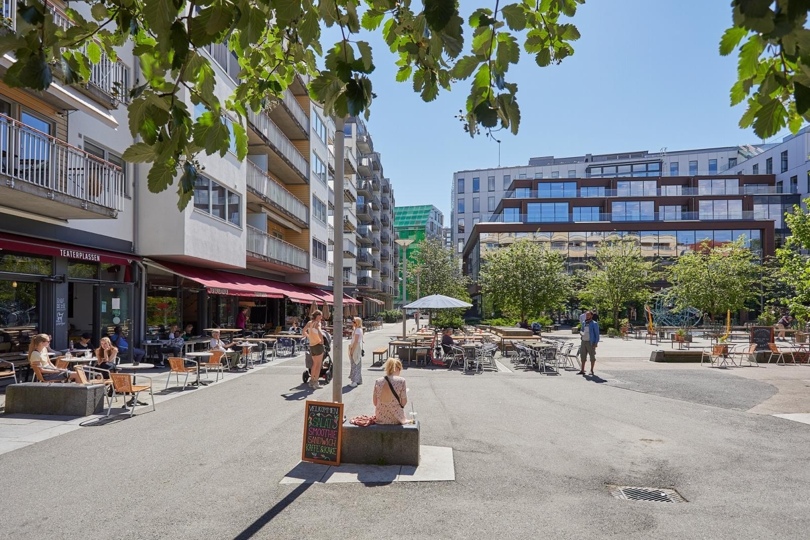 Teaterplassen Galleribilde