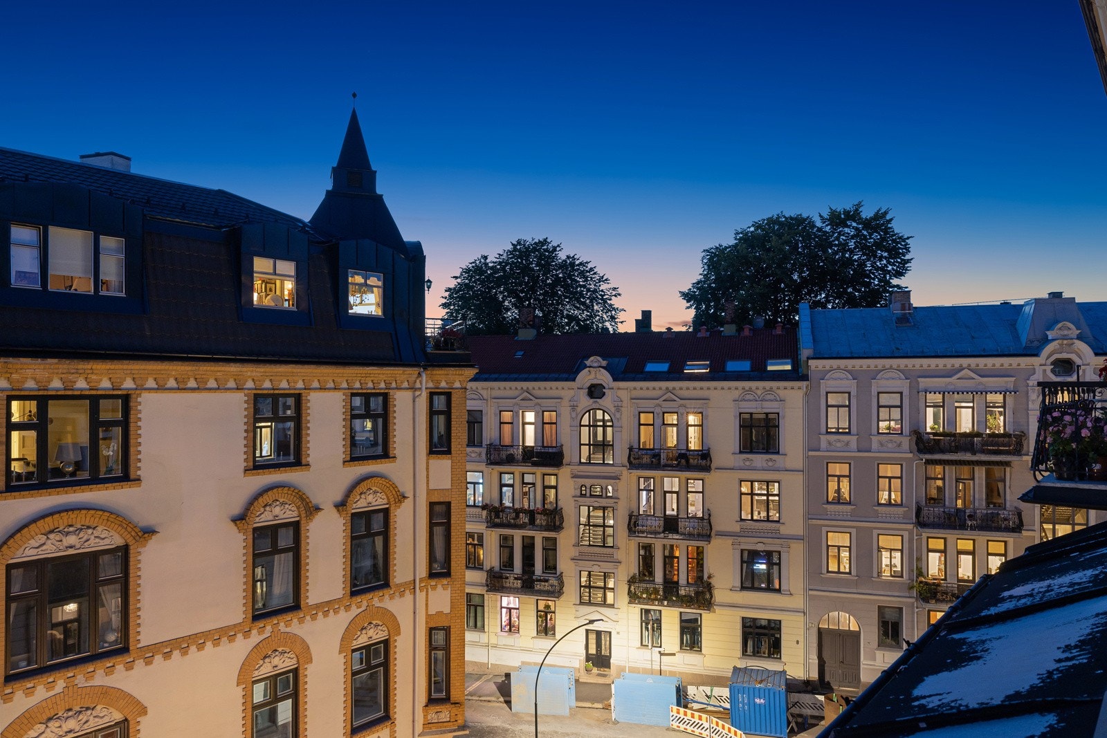 Utsyn fra terrasse. Galleribilde