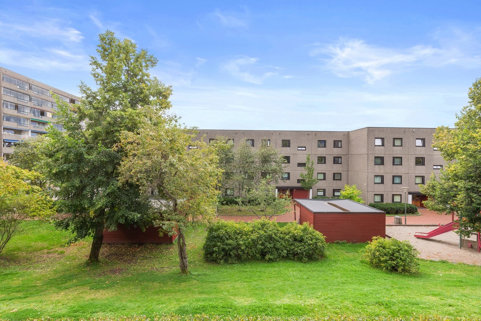 Flott fellestomt til borettslaget. Galleribilde