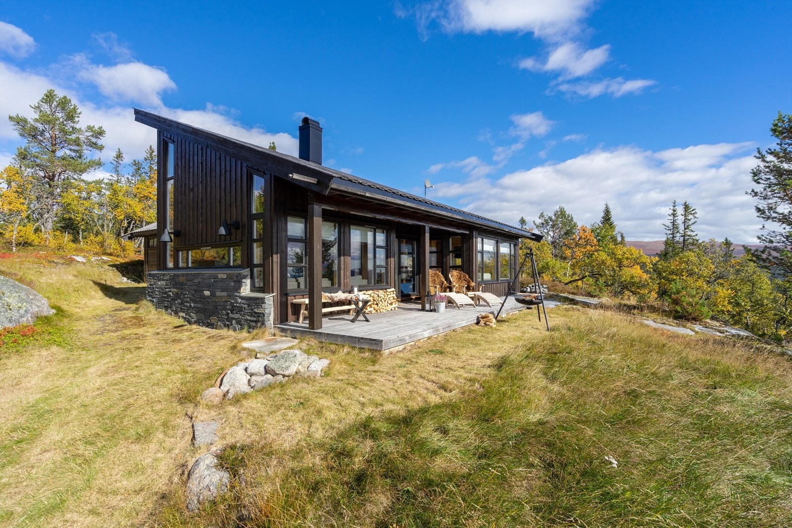 Hytta er lun, moderne og har høy kvalitet og standard Galleribilde