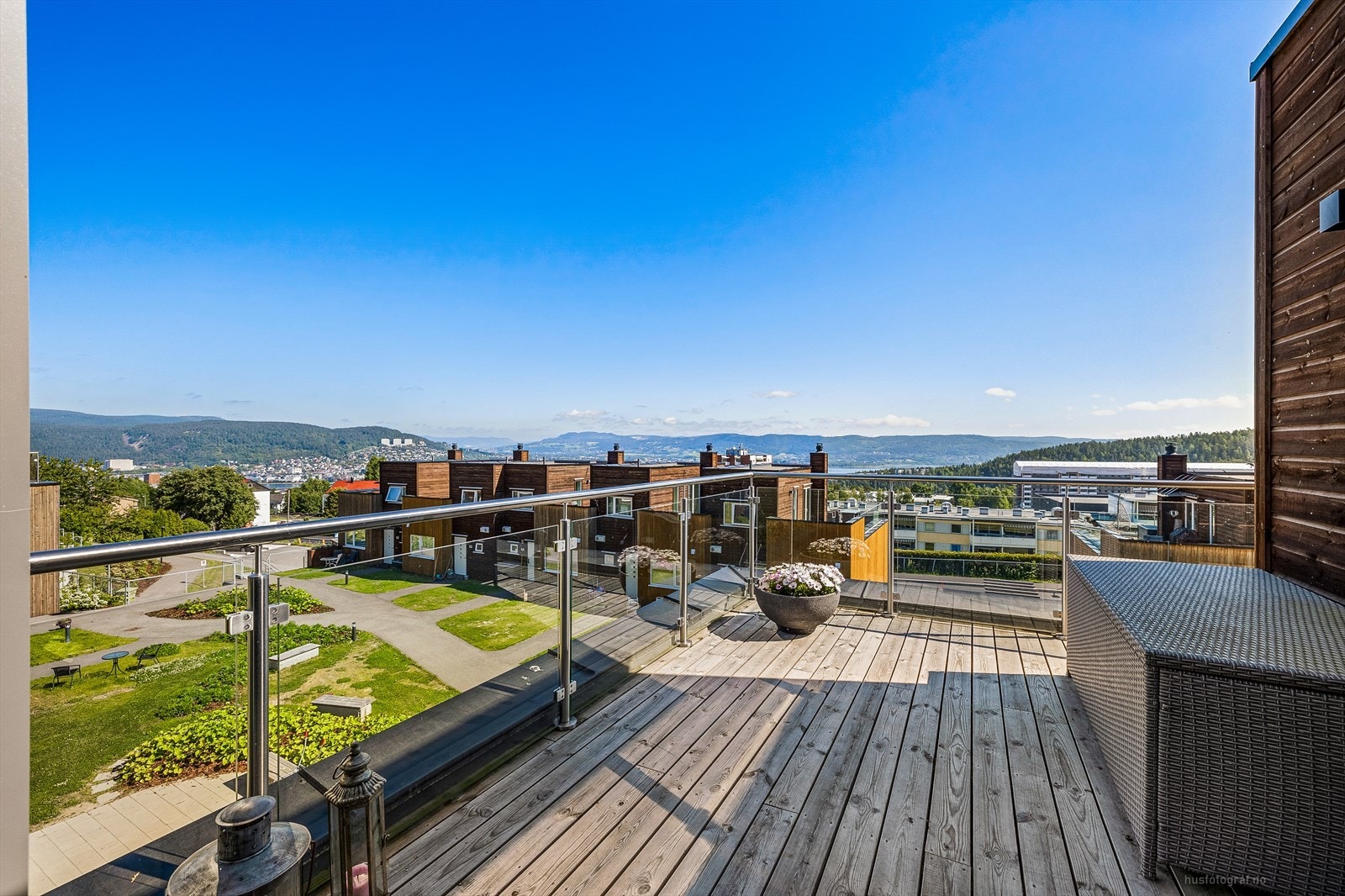 Nydelig takterrasse på enden Galleribilde