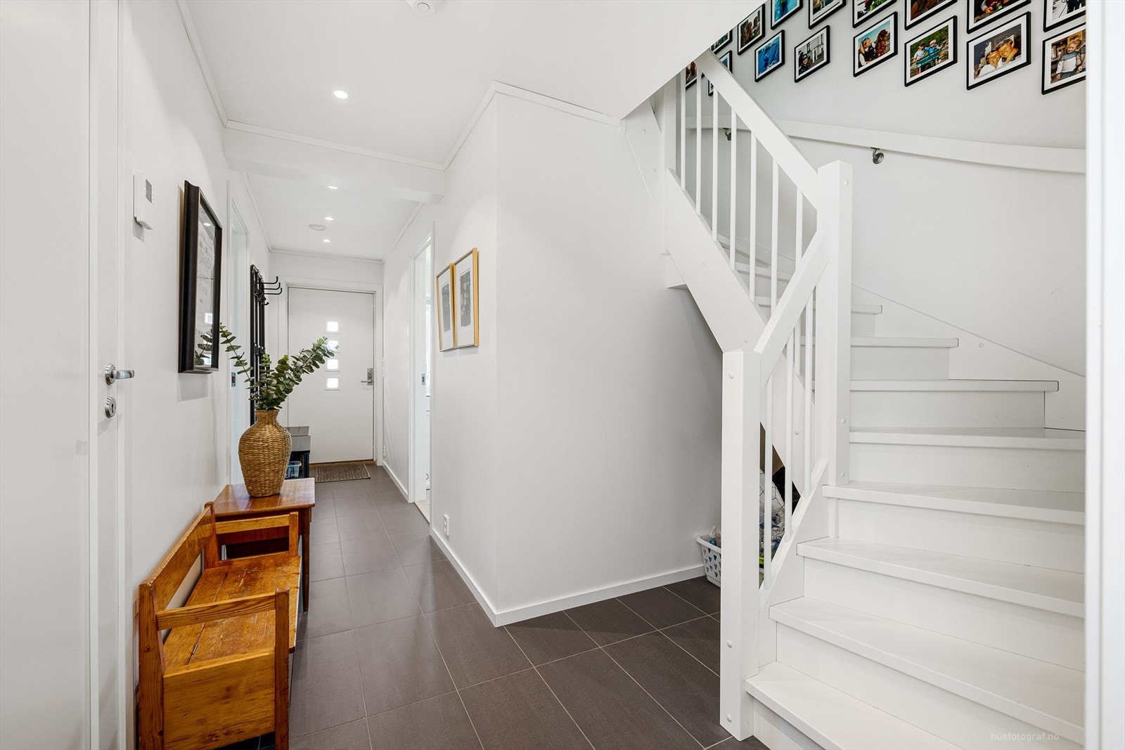 Hall/gang Galleribilde