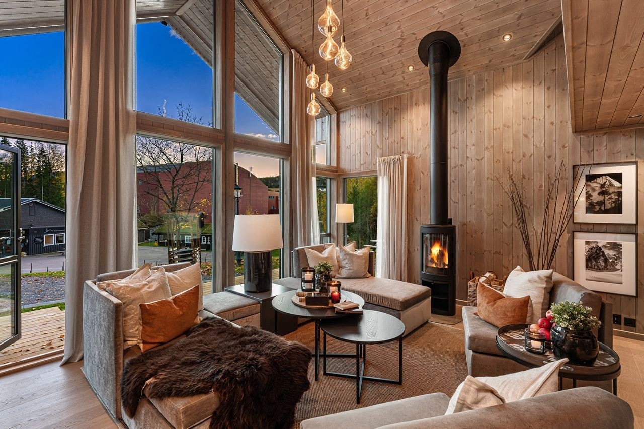 Vår visningshytte på Norsk hyttesenter, med tilvalg Galleribilde