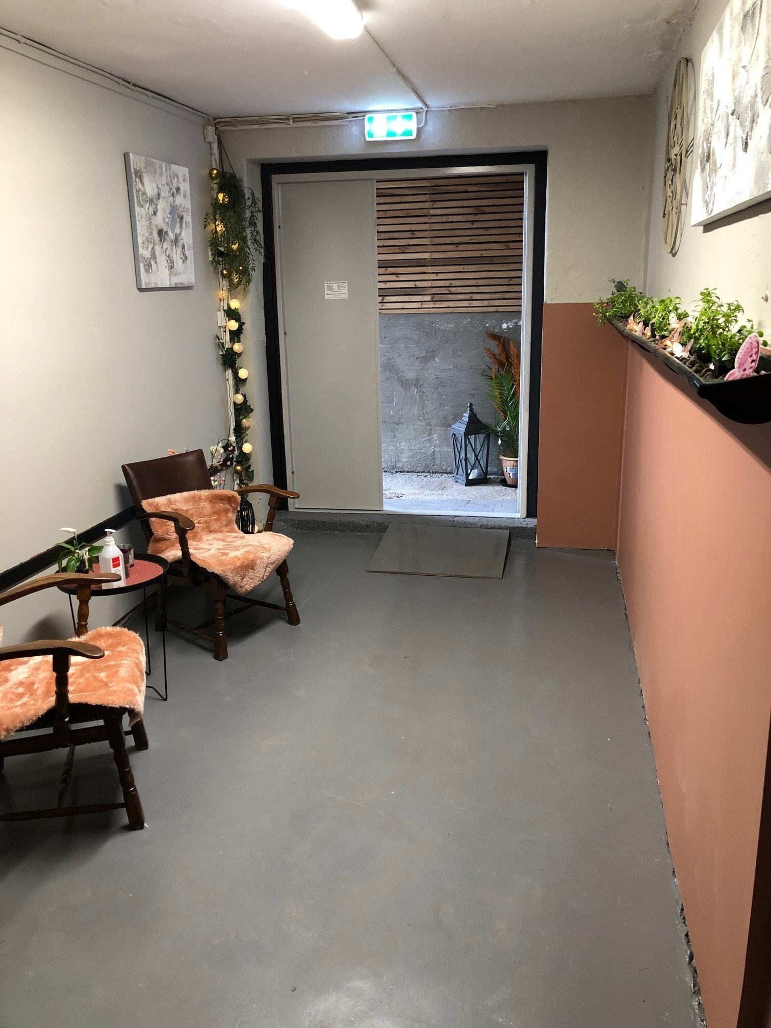 Gang i kjelleretasjen Galleribilde