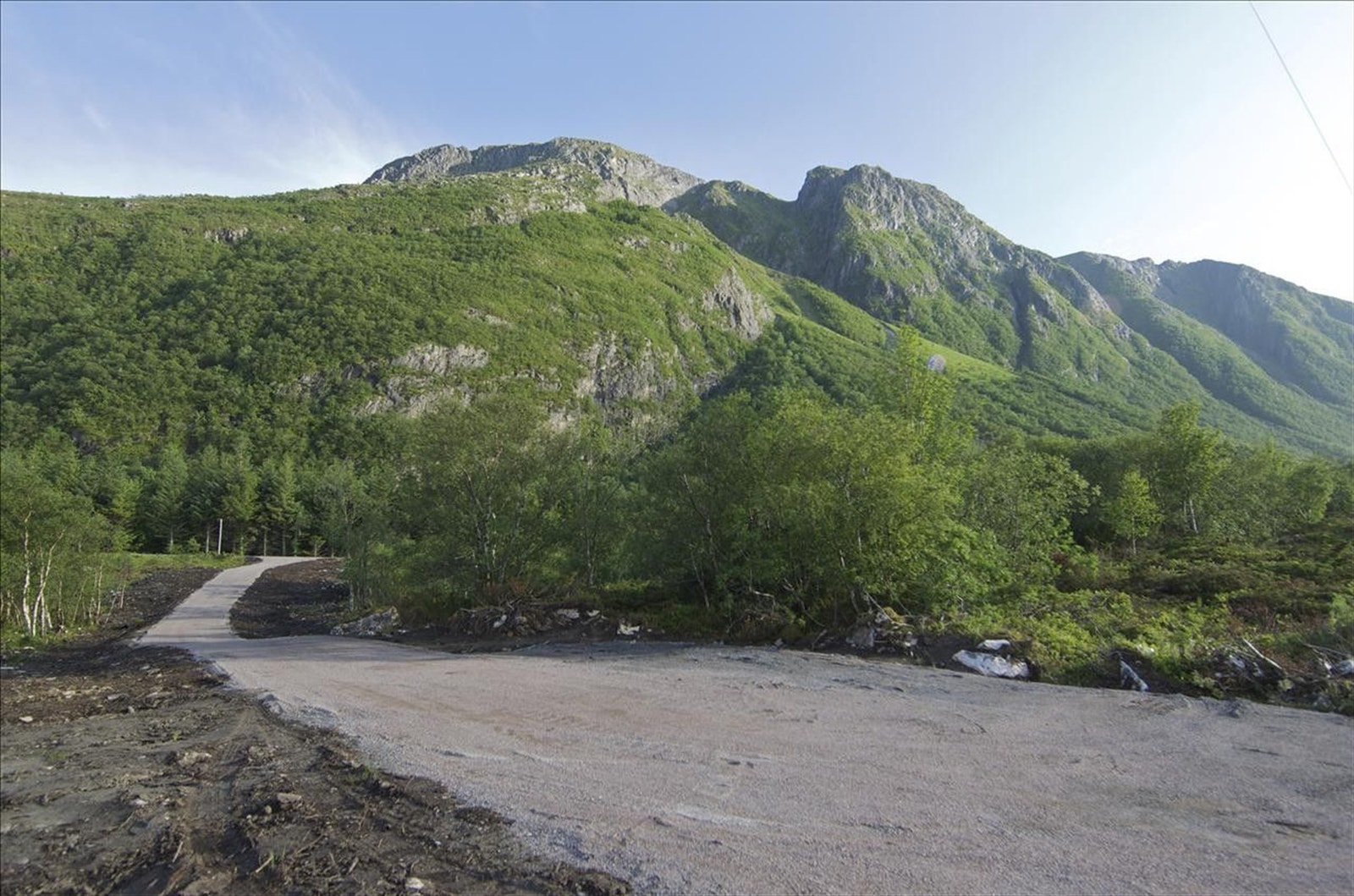 Opparbeidet adkomst helt frem til tomta Galleribilde