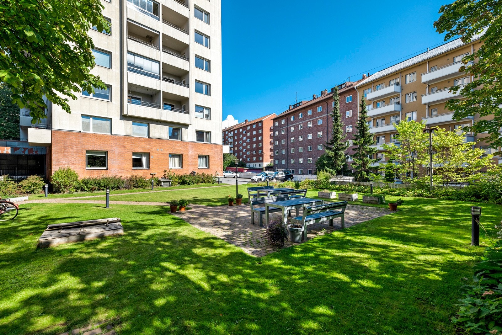 Sameiet har pent opparbeidede fellesområder. Galleribilde