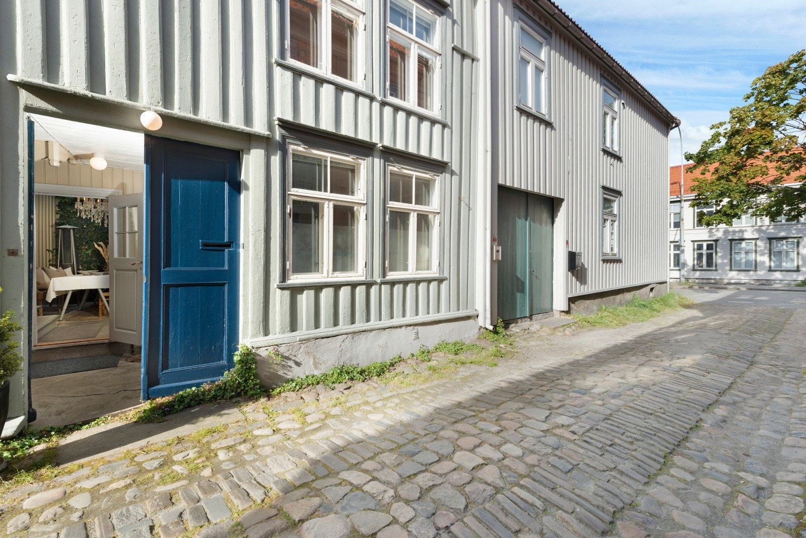 Portrommet med inngang fra Drillveita. Galleribilde