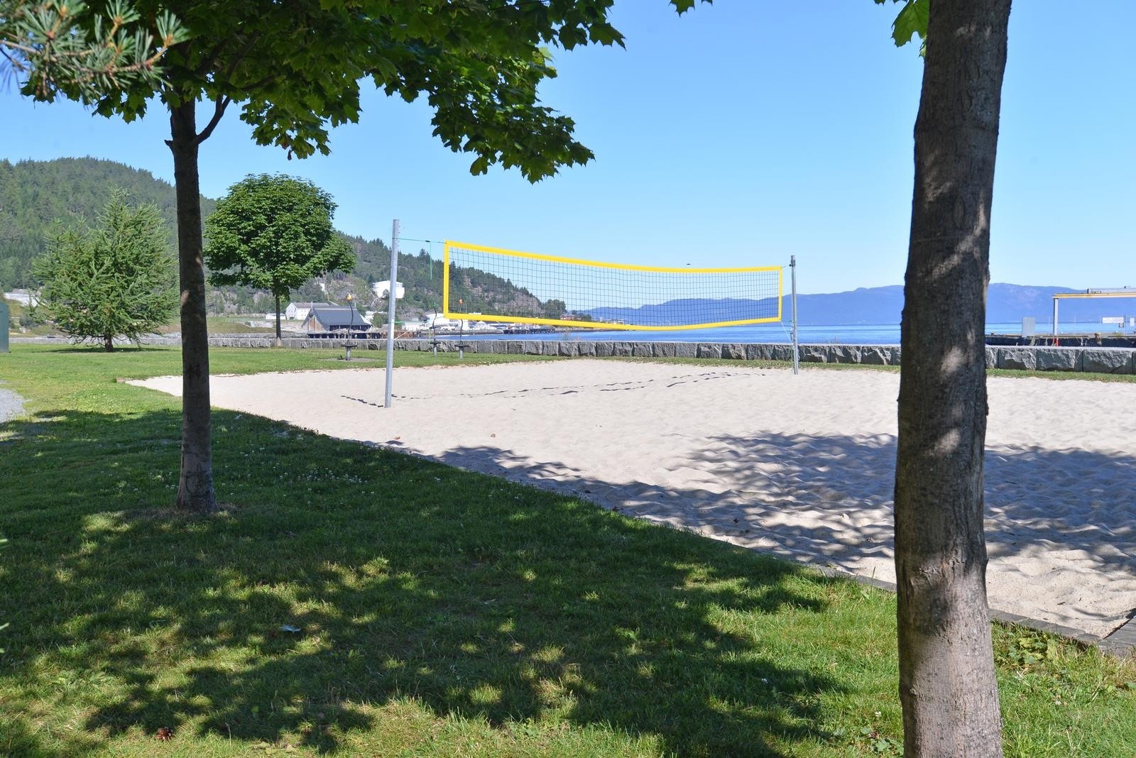 Ilsvika sandvolleyball bane Galleribilde